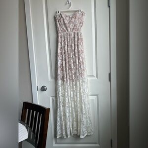 Stunning Vintage Boho Lace Wedding Dress